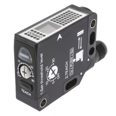 Omron E3S-DBP22 OMS Retro-reflective Photoelectric Sensor 0 → 700 mm