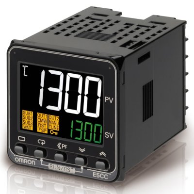 Omron E5CC-TQX3A5M-000  Thermostat 2 Input, 3 Output Panel Mount, 240 V