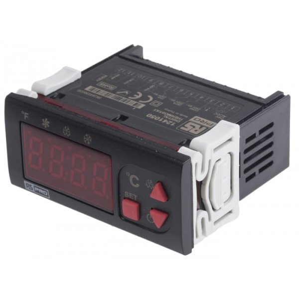 RS PRO 124-1050 On/Off Temperature Controller 2 Input, 3 Output Relay, 24 V ac/dc