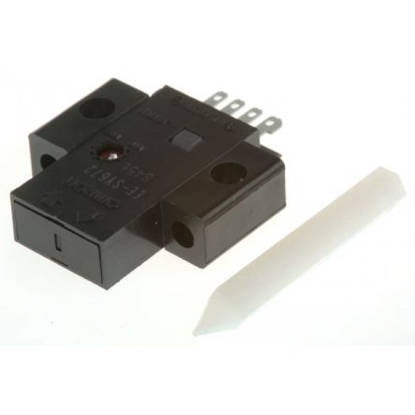 Omron EE-SY671 Retro-reflective Photoelectric Sensor 1-5 mm